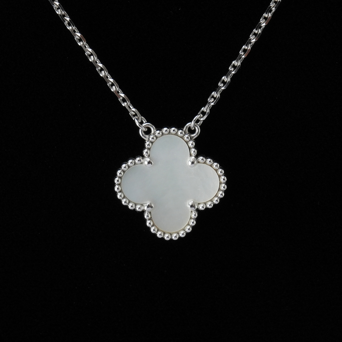 Van Cleef & Arpels(USED)반클리프앤아펠 빈티지 알함브라 네크리스 화이트골드 자개